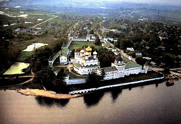 Ипатьевский монастырь сверху